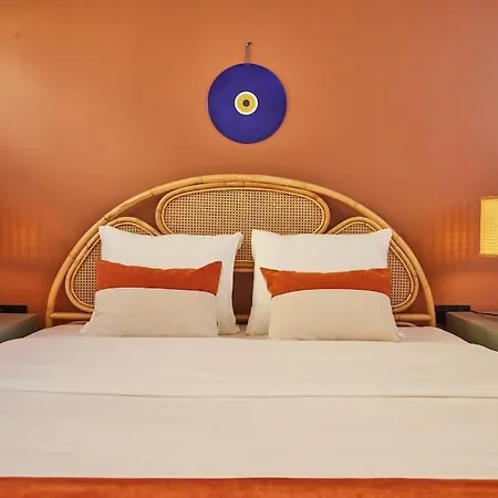 Private Building 12 Bedroom In Center Lejlighed