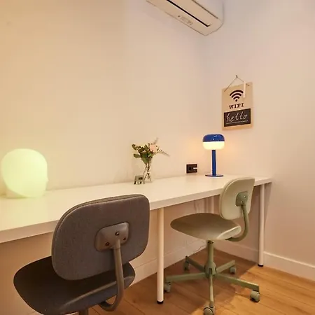 Private Building 12 Bedroom In Center Appartement