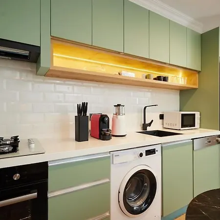 Appartement Private Building 12 Bedroom In Center Istanboel