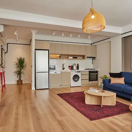아파트 Private Building 12 Bedroom In Center